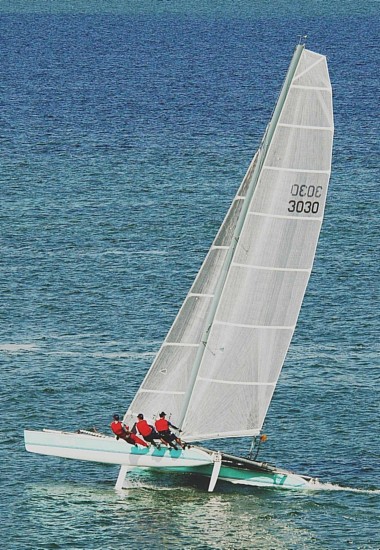 rc sailing catamaran